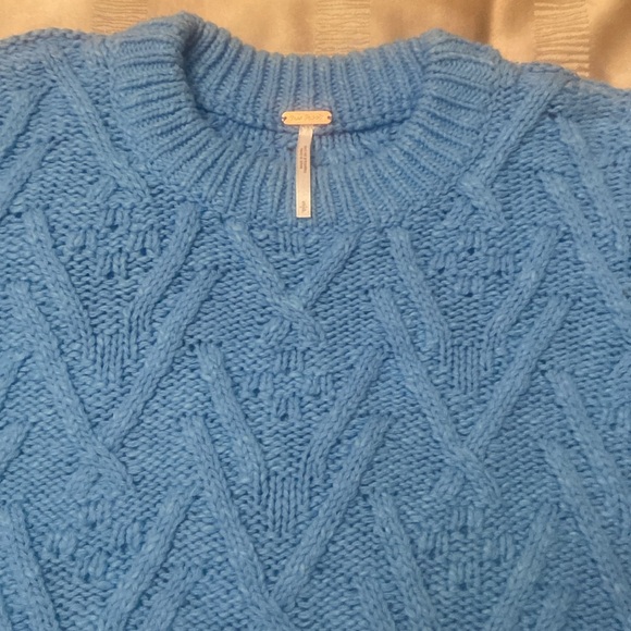 Free People. - Picture 5 of 8